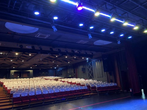 脫口秀精品專場 北京喜劇中心引爆京城笑點，專業演出經紀助陣打造爆笑盛宴